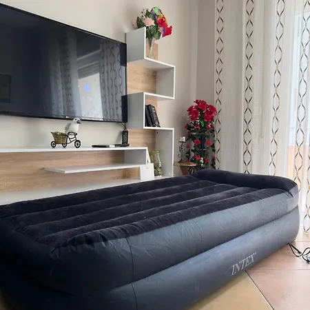 Arlis Durres